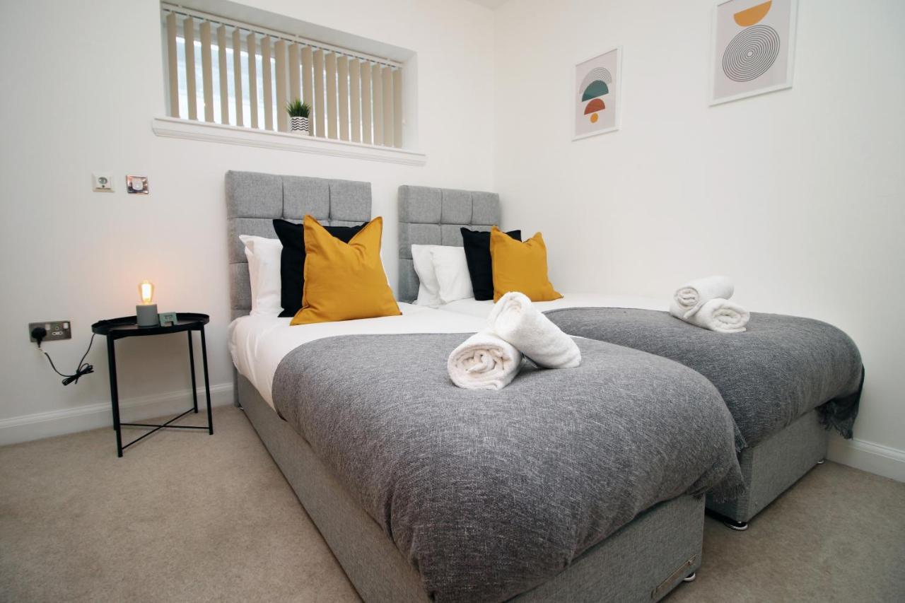 No 2 Under The Clock By Ssw - 2Br, Right In The City Centre, Sleeps 6 Cardiff Eksteriør bilde