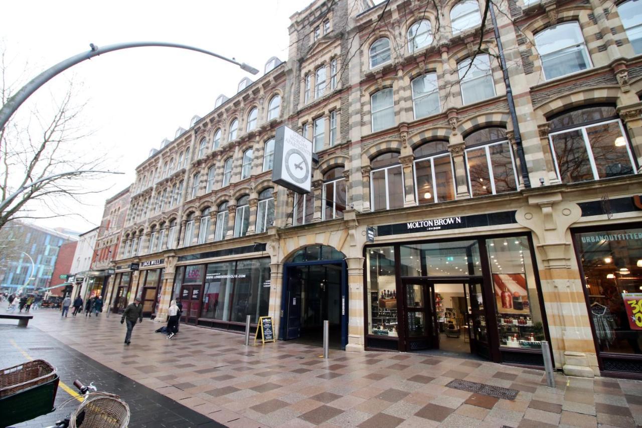 No 2 Under The Clock By Ssw - 2Br, Right In The City Centre, Sleeps 6 Cardiff Eksteriør bilde
