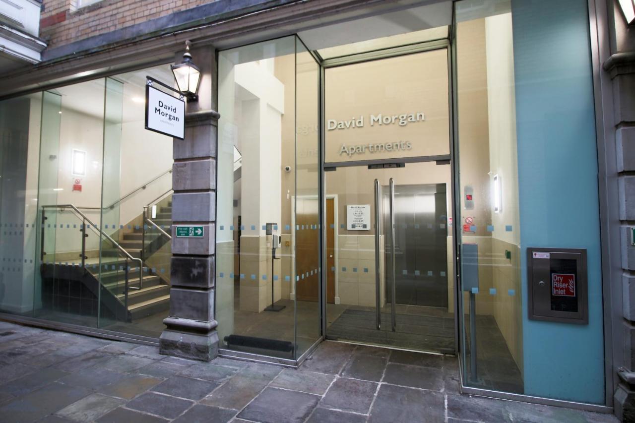 No 2 Under The Clock By Ssw - 2Br, Right In The City Centre, Sleeps 6 Cardiff Eksteriør bilde